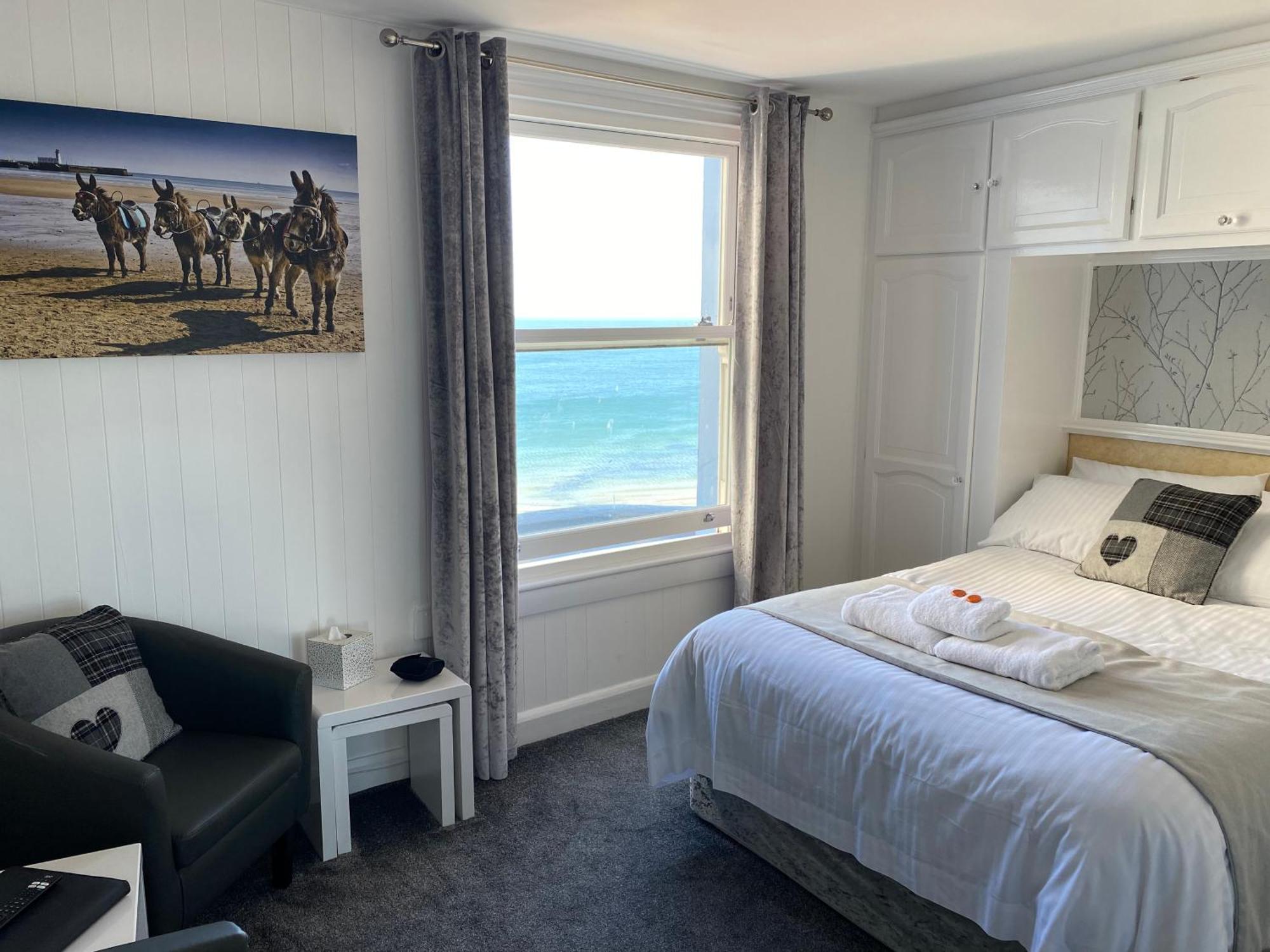Marine View Guest House Scarborough Eksteriør billede